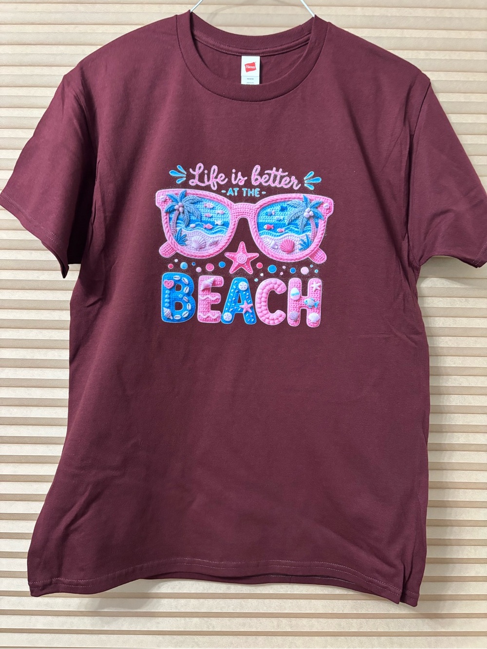 NEW size Medium Life Is Better at the Beach Graphic Tee - Maroon